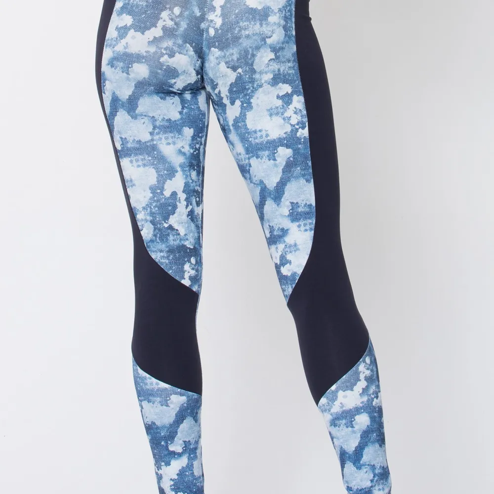 Clouds Supreme Legging