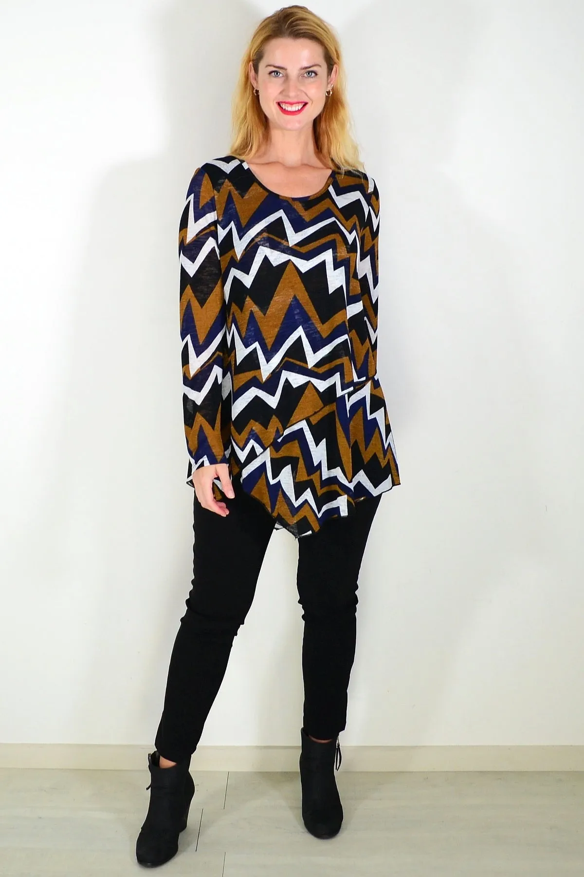 Double Layered Zig Zag Tunic Top