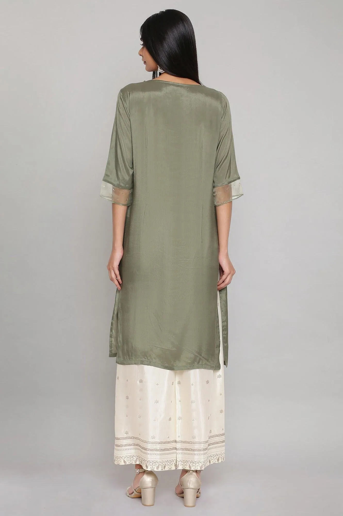 Green Embroidered kurta-Flared Pants Set