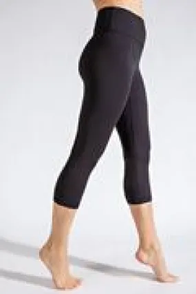 HIGH WAIST CAPRI BASIC YOGA LEGGINGS W KEYHOLE