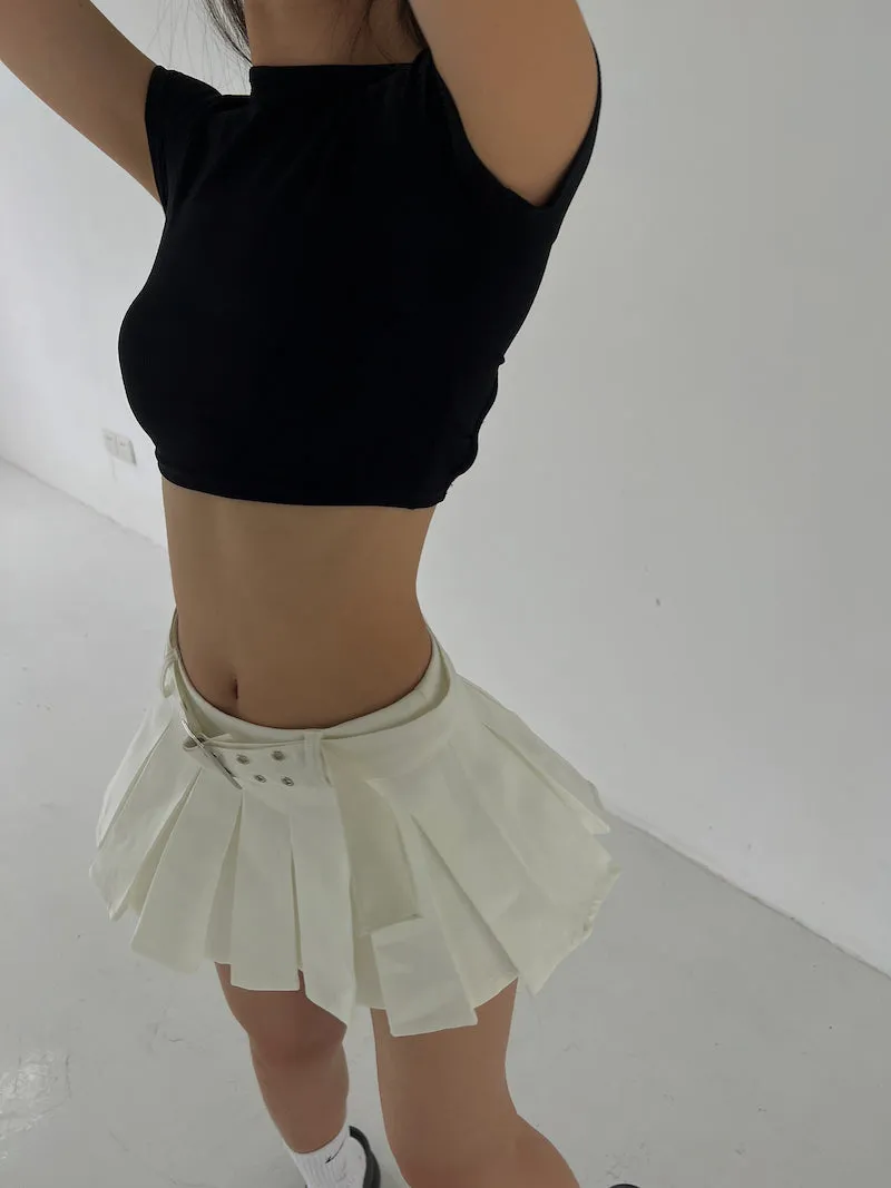Julien Solid Color Slim Short Sleeve Backless Lace Up Cropped Top