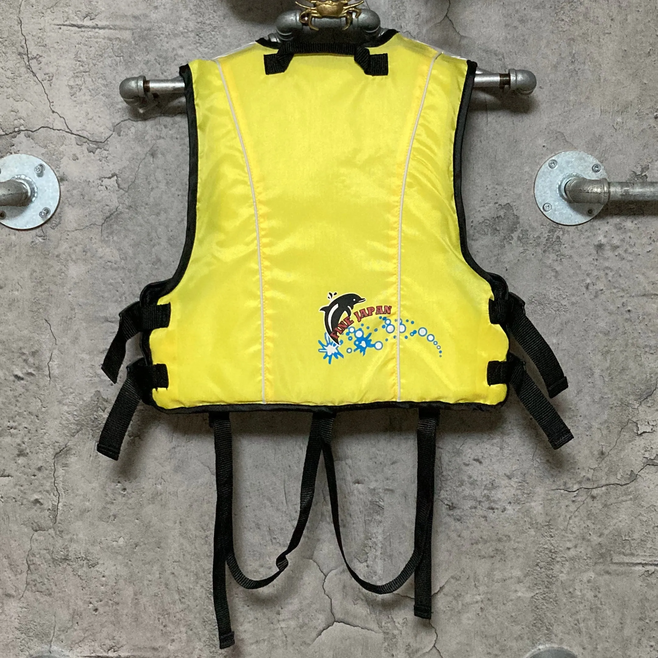 kids life jacket yellow