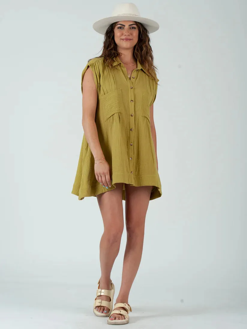 Lucca Couture GABRIELA Button Down Tunic Top in Avo