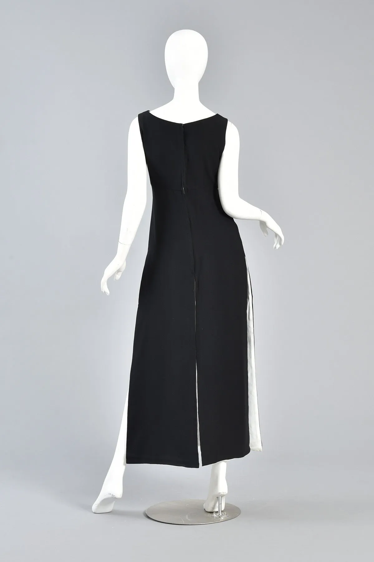 Monochrome 1960s Colorblock Carwash Dress