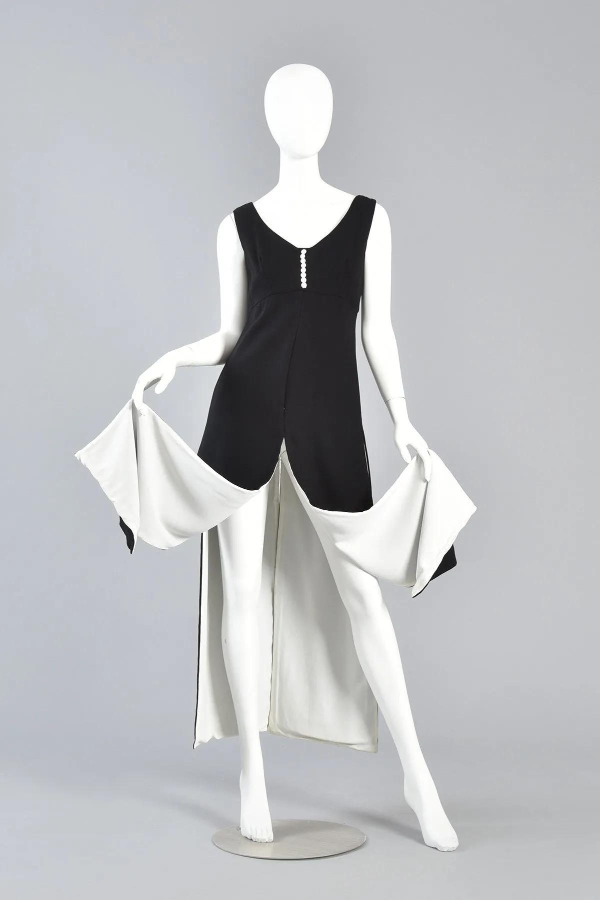 Monochrome 1960s Colorblock Carwash Dress