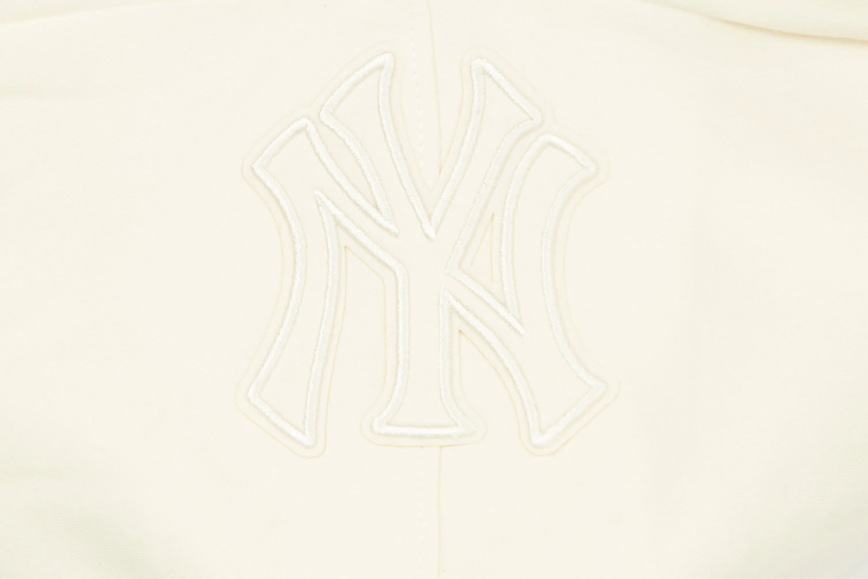 NEW YORK YANKEES NEUTRAL BIG BOYS FLC PO HOODIE (EGGSHELL)