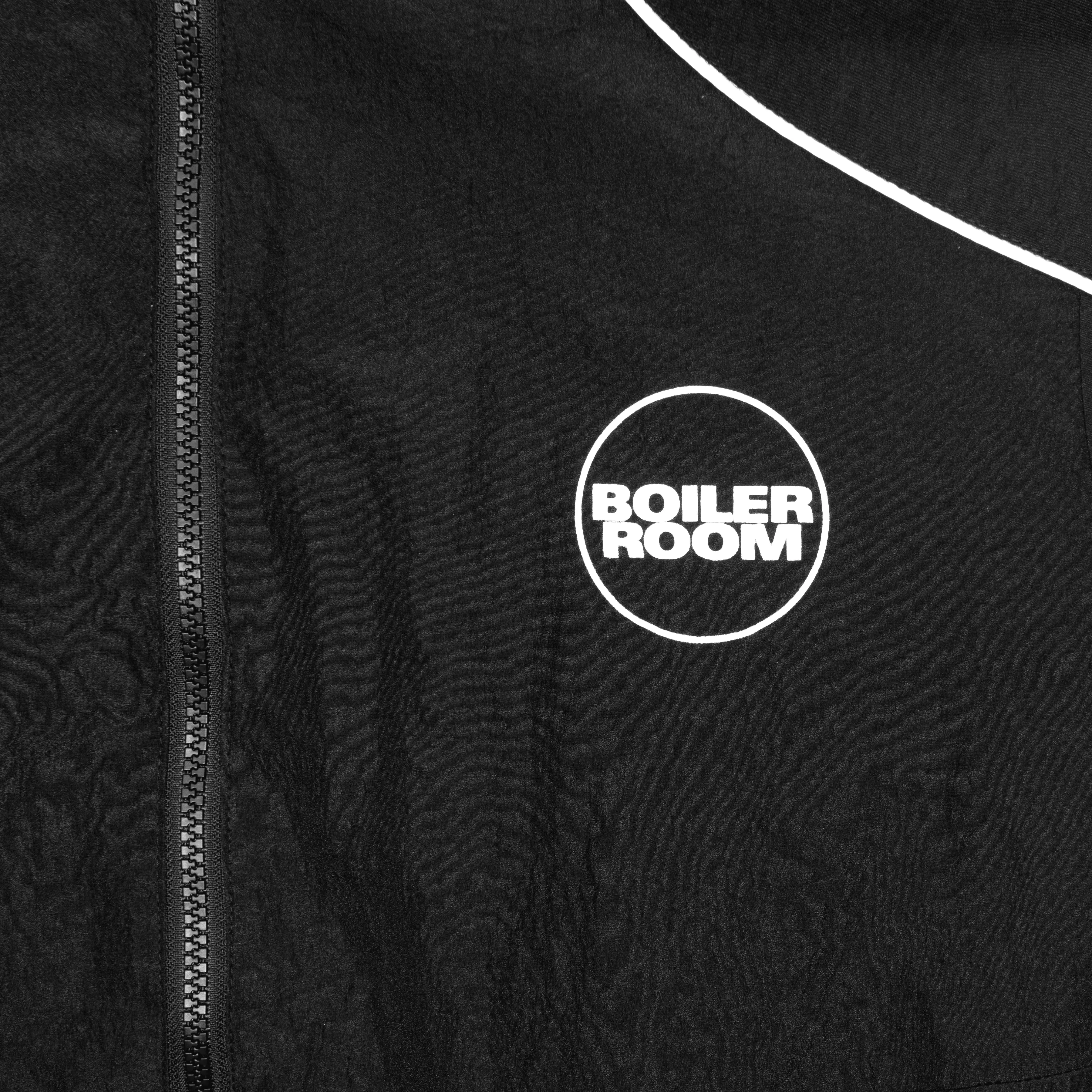 SHELL TRACK TOP
