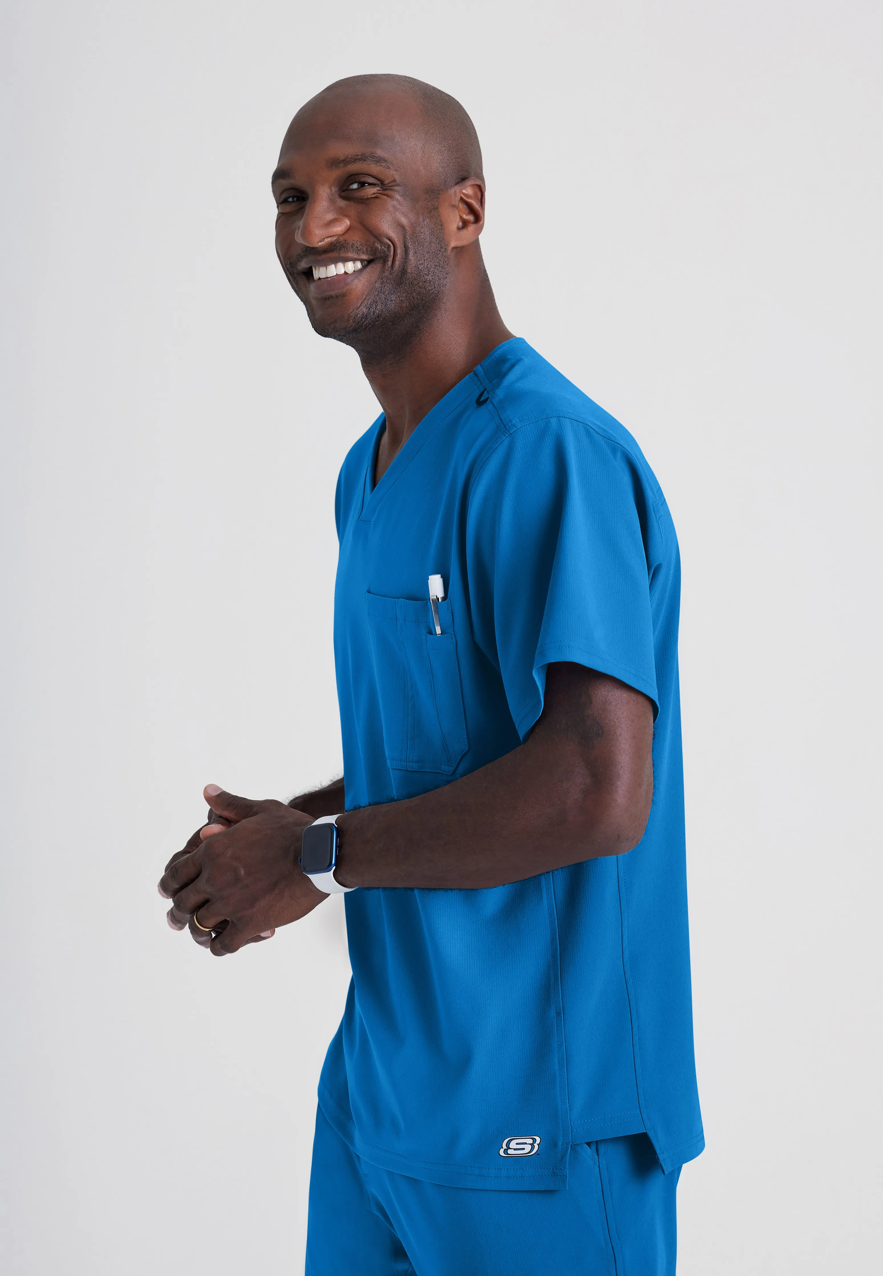 Structure 1-Pocket V-Neck Scrub Top