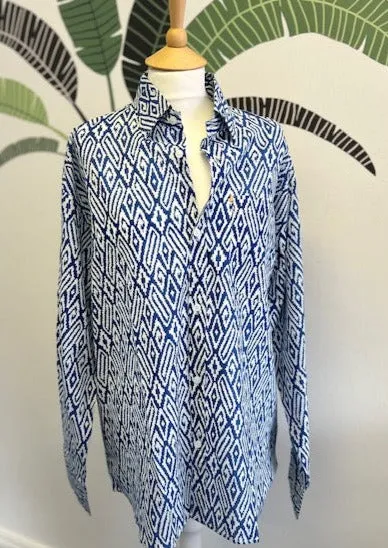 Summer beach shirt for men. Men's printed cotton summer shirt. Men's beach shirt
