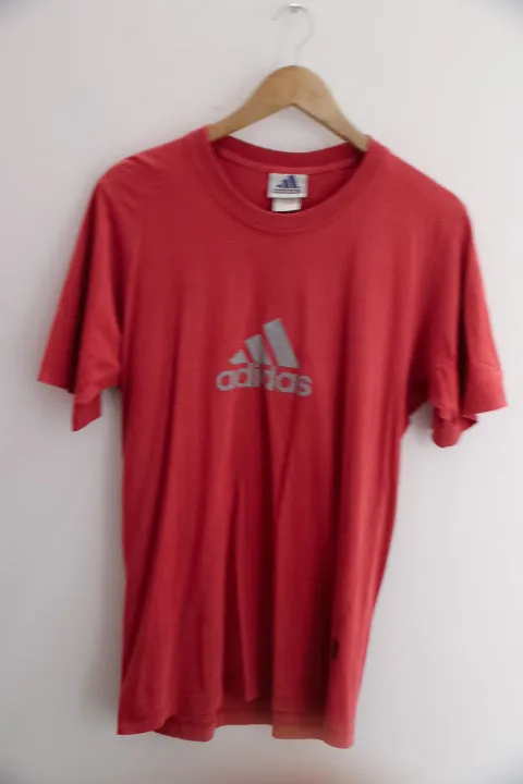 Vintage red Adidas big logo printed mens medium tees