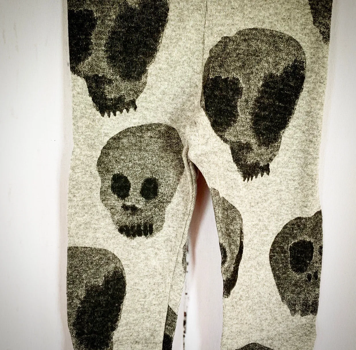 Water Skull Leggings - Grey